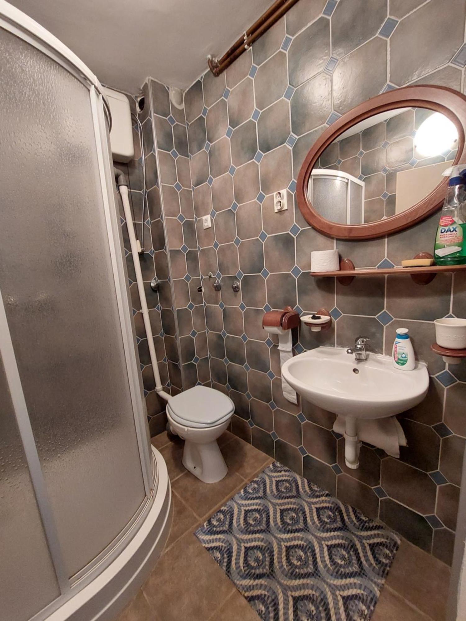 Apartments Drazica クルク 部屋 写真